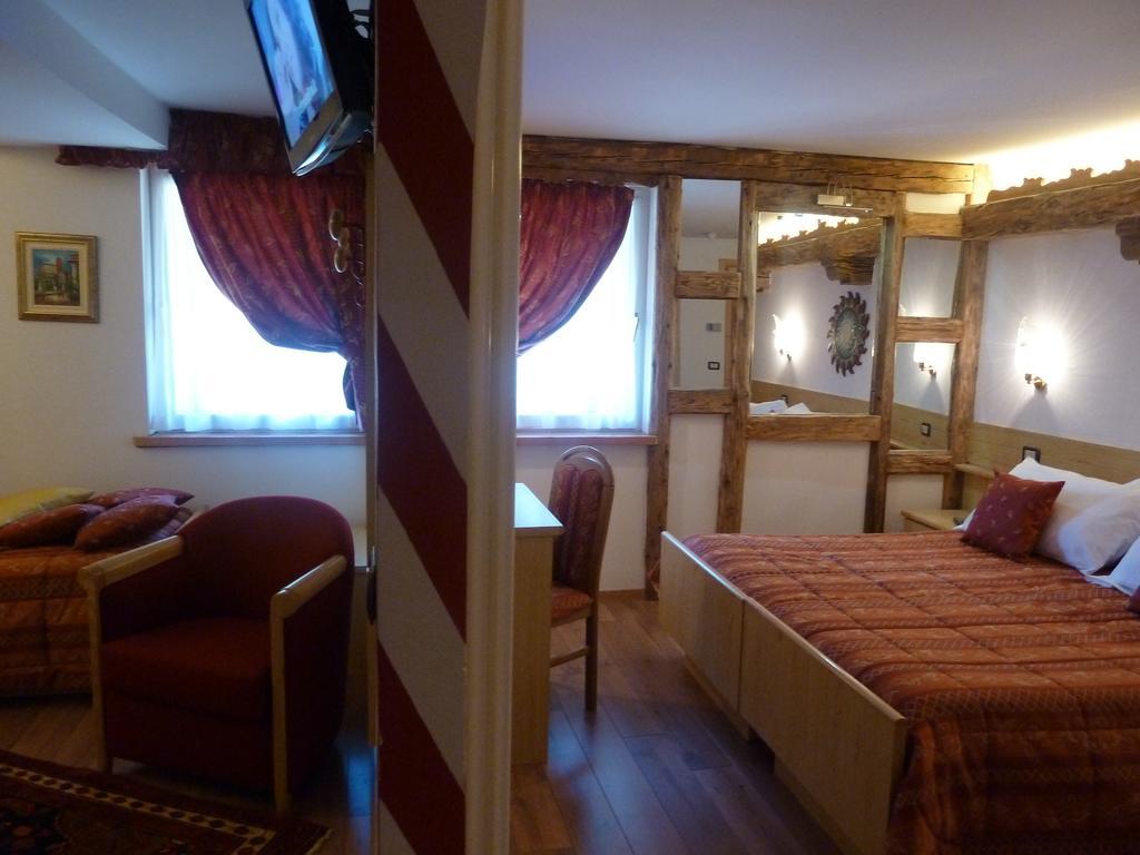 Hotel Ancora Castello-Molina di Fiemme Δωμάτιο φωτογραφία