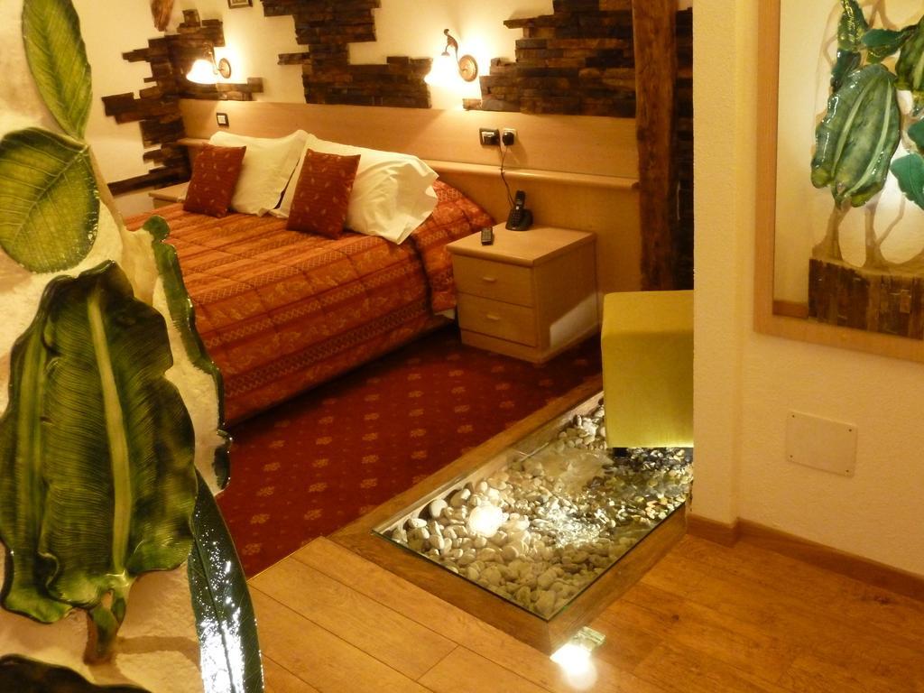 Hotel Ancora Castello-Molina di Fiemme Δωμάτιο φωτογραφία