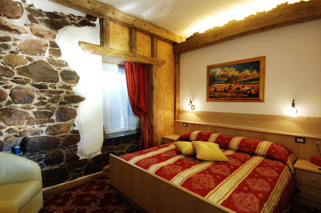Hotel Ancora Castello-Molina di Fiemme Εξωτερικό φωτογραφία