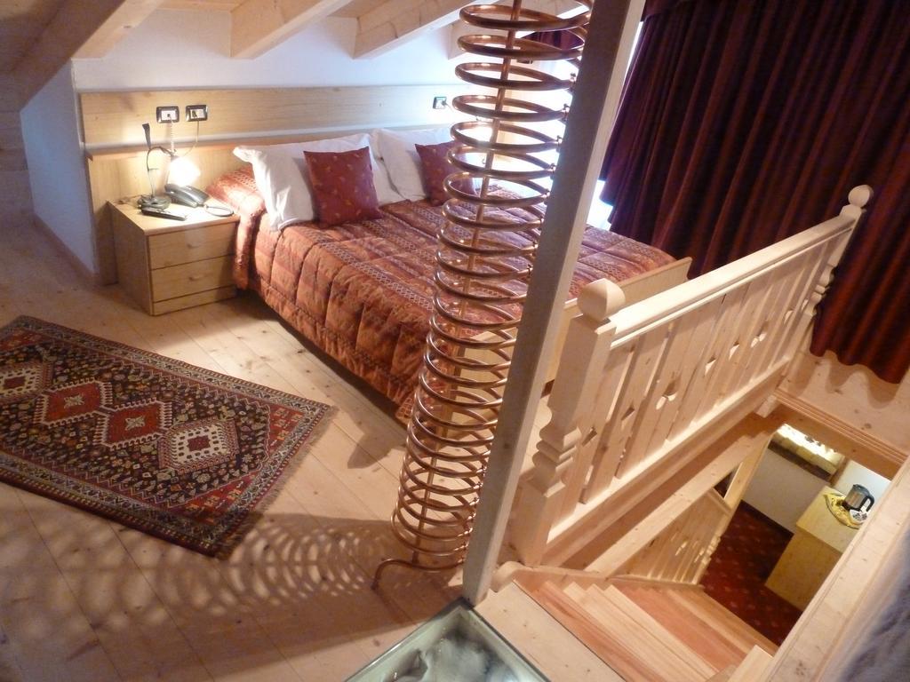 Hotel Ancora Castello-Molina di Fiemme Εξωτερικό φωτογραφία