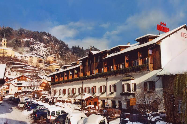 Hotel Ancora Castello-Molina di Fiemme Εξωτερικό φωτογραφία